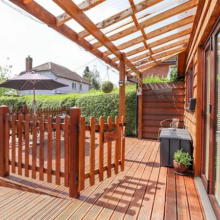 Varley Villa Newtown  Bagian luar foto