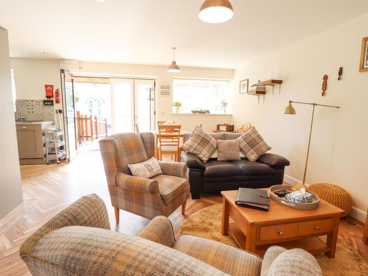 Varley Villa Newtown  Bagian luar foto