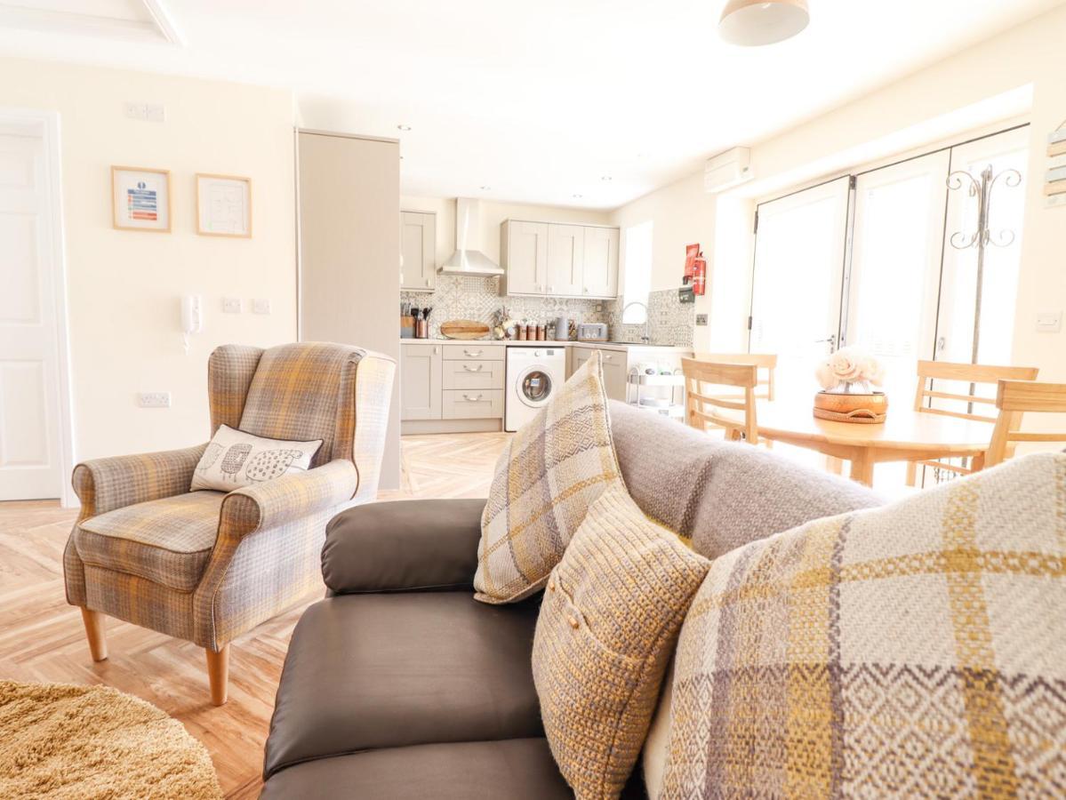 Varley Villa Newtown  Bagian luar foto