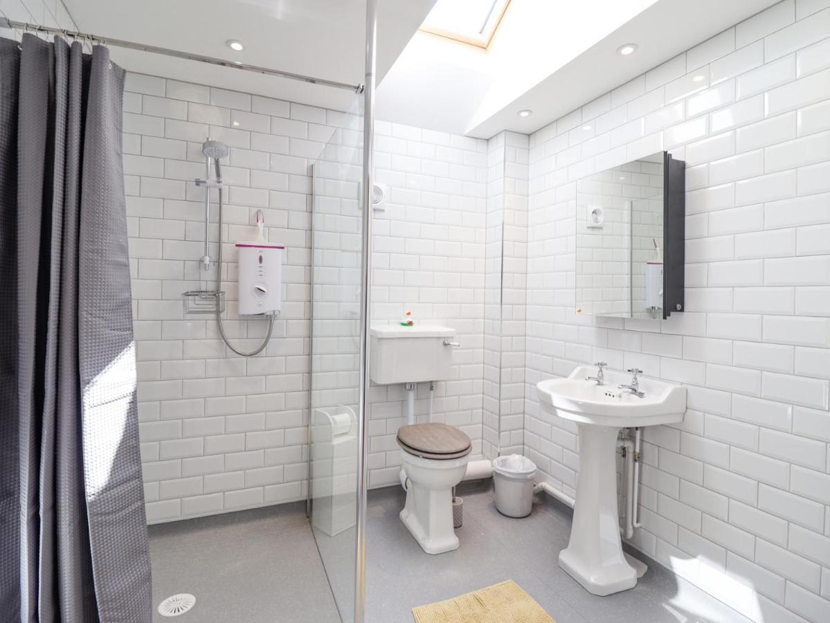 Varley Villa Newtown  Bagian luar foto