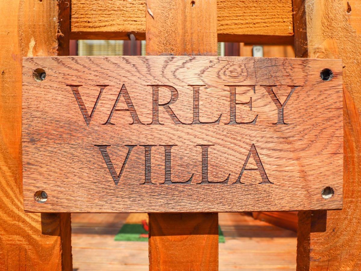 Varley Villa Newtown  Bagian luar foto