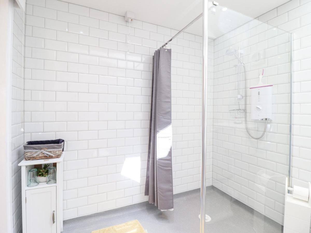 Varley Villa Newtown  Bagian luar foto